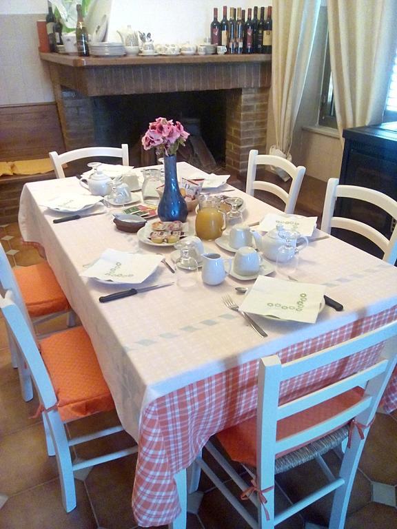 Agriturismo Santa Barbara Sarroch Exteriör bild